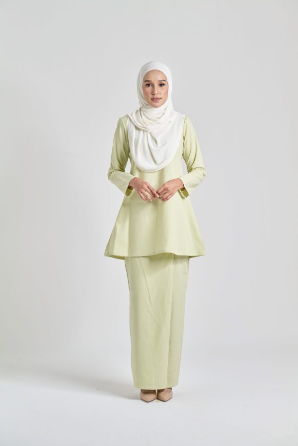 Ailiy Kurung in Lime