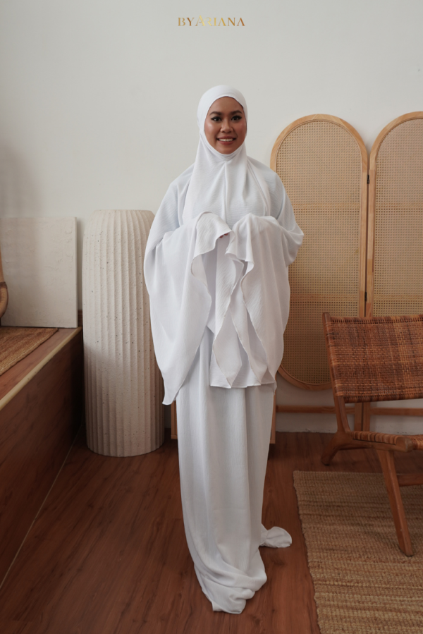 Telekung Haleefa in White