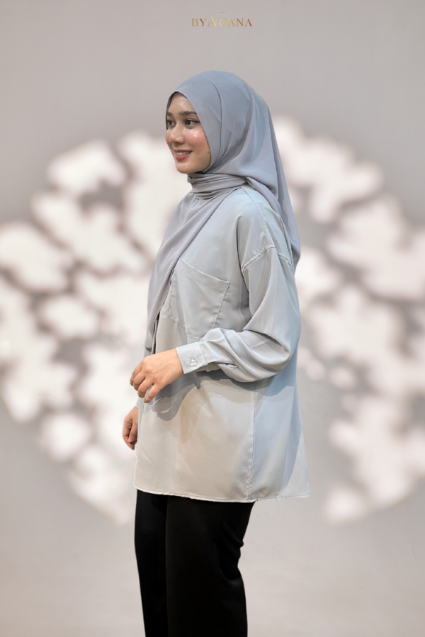 Elara Blouse in Grey