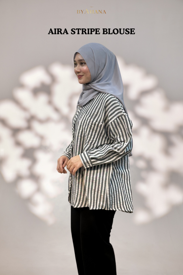 Aira Stripe Blouse in Grey