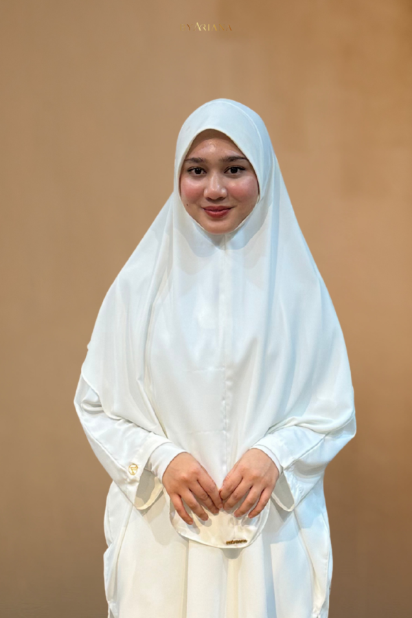 Tudung Sarung Noura Bidang 48′ in Off White