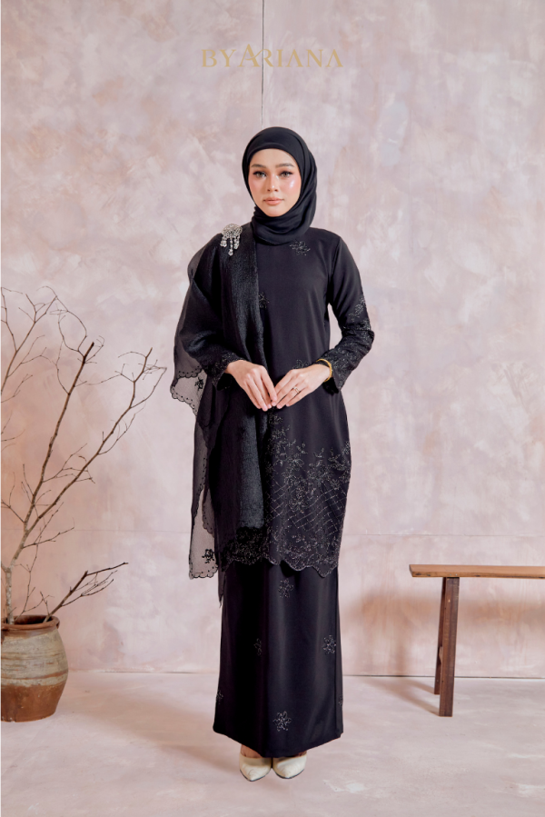 Kurung Modern Hania In Black