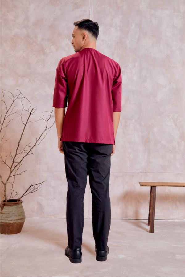 Kurta Raeef In Maroon