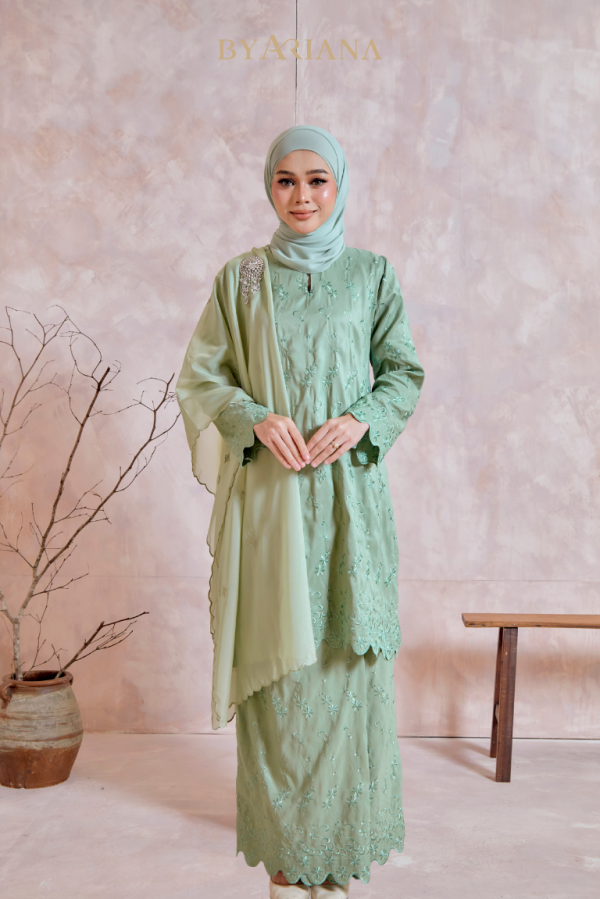 Kurung Pahang Modern Camila In Siege Green