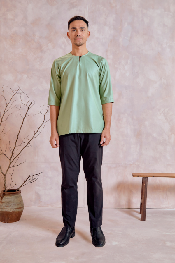 Kurta Raeef In Sage Green