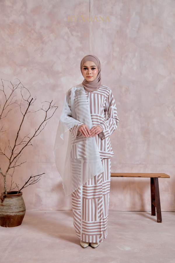 Kurung Kedah Delisha In Latte