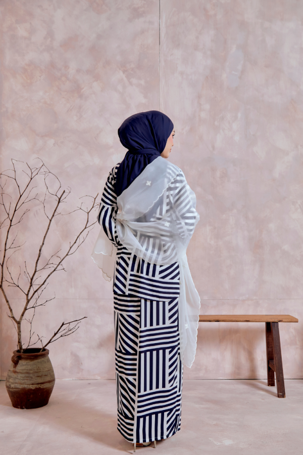 Kurung Kedah Delisha In Navy Blue