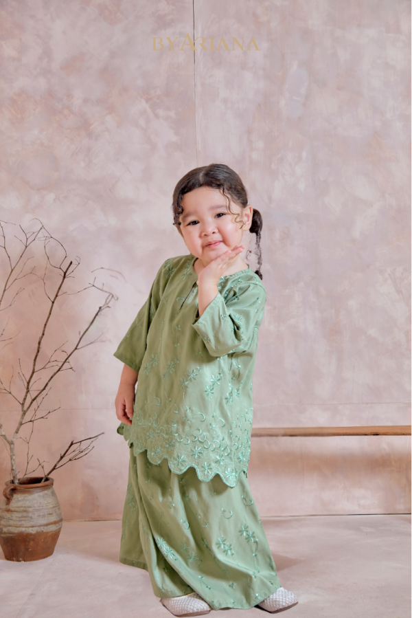 Kurung Pahang Modern Camila Kids In Siege Green