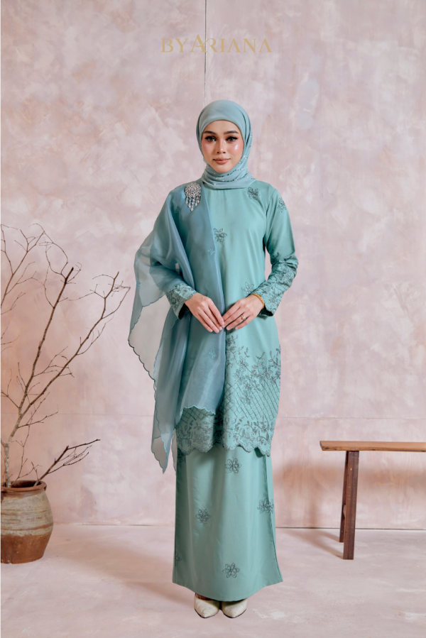 Kurung Modern Hania In Mint Green