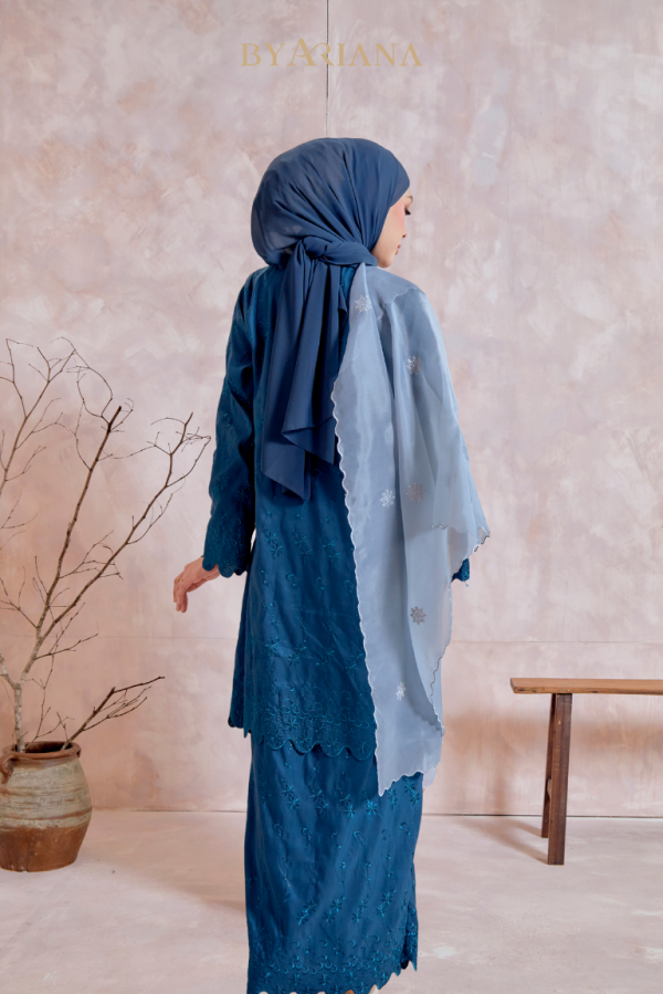 Kurung Pahang Modern Camila In Teal Blue