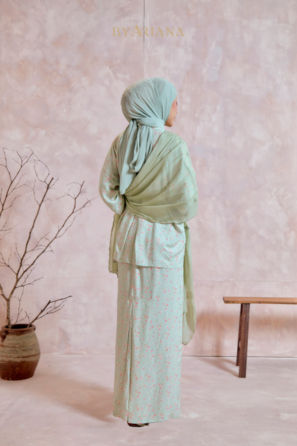 Kurung Hannah In Tulip Sage
