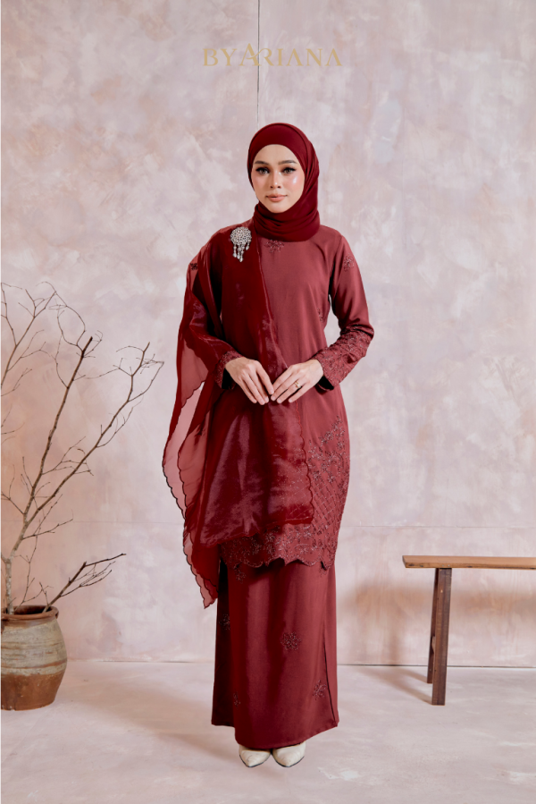 Kurung Modern Hania In Maroon