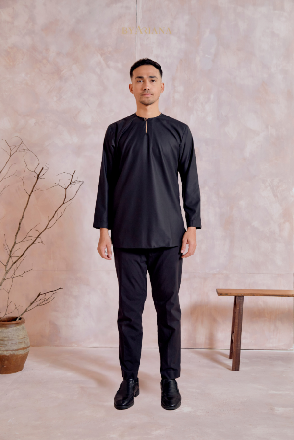 Kurta Rayyan In Black