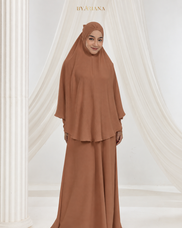Jubah Arissa In Brown (Without Mini Telekung)