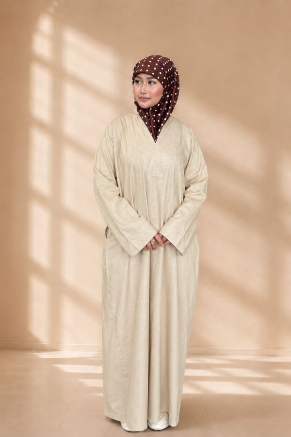 Zarra Abaya in Oatmeal